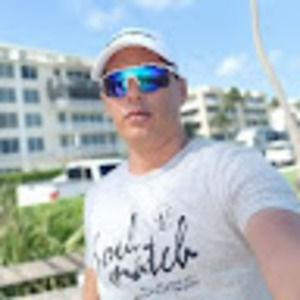 Meet your Posher, Adrian